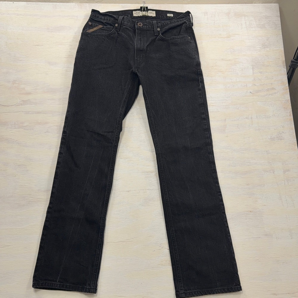 Ariat Jeans M5 Legacy 33x34 Straight Fit Straight Leg Black STKBL Mens